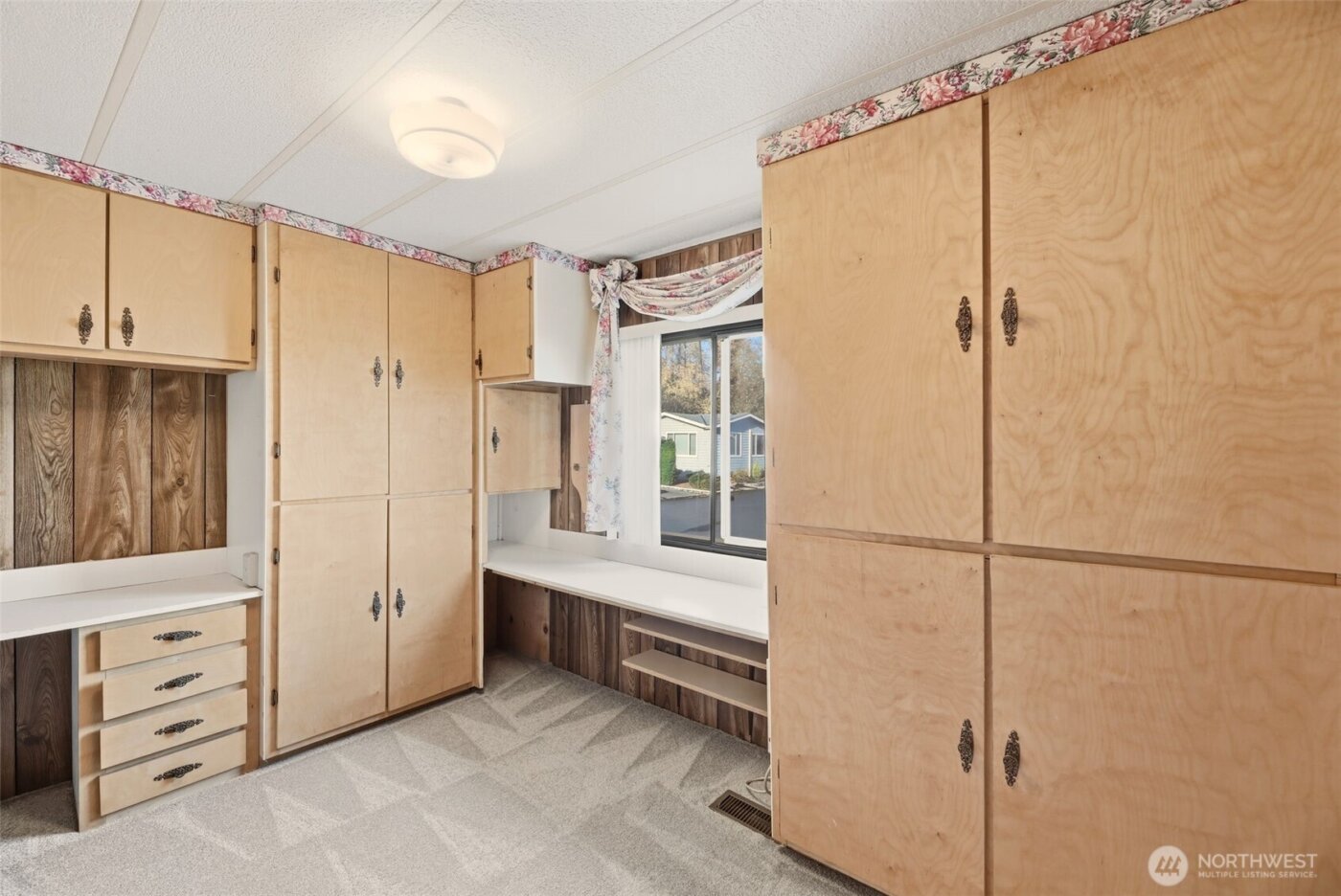 620 112th Street SE #205, Everett, WA 98208