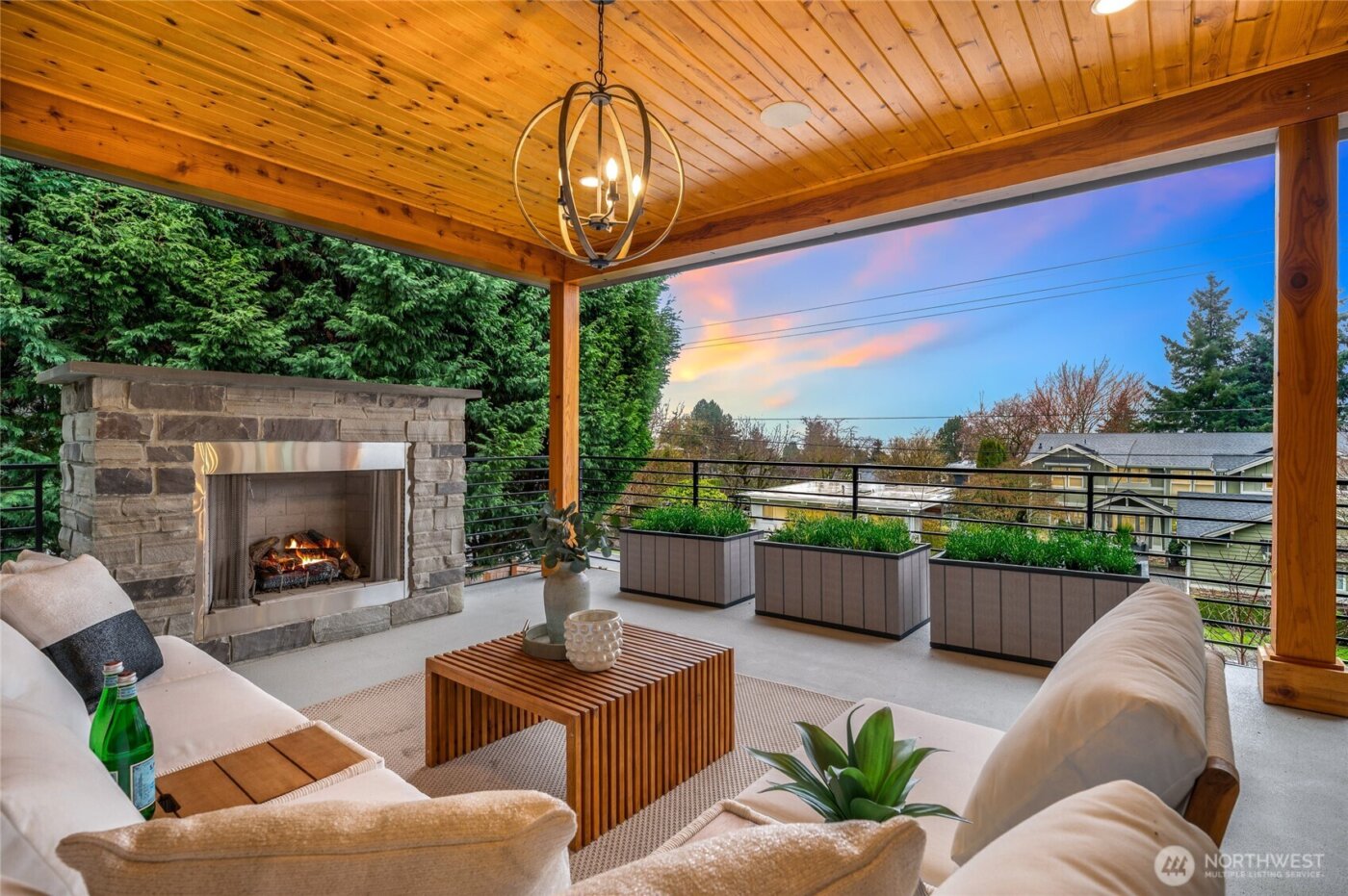 807 8th Avenue S, Kirkland, WA 98033-6702