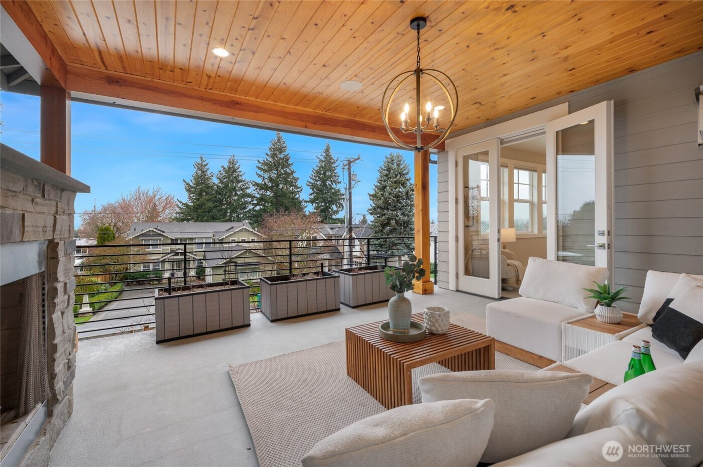 807 8th Avenue S, Kirkland, WA 98033-6702