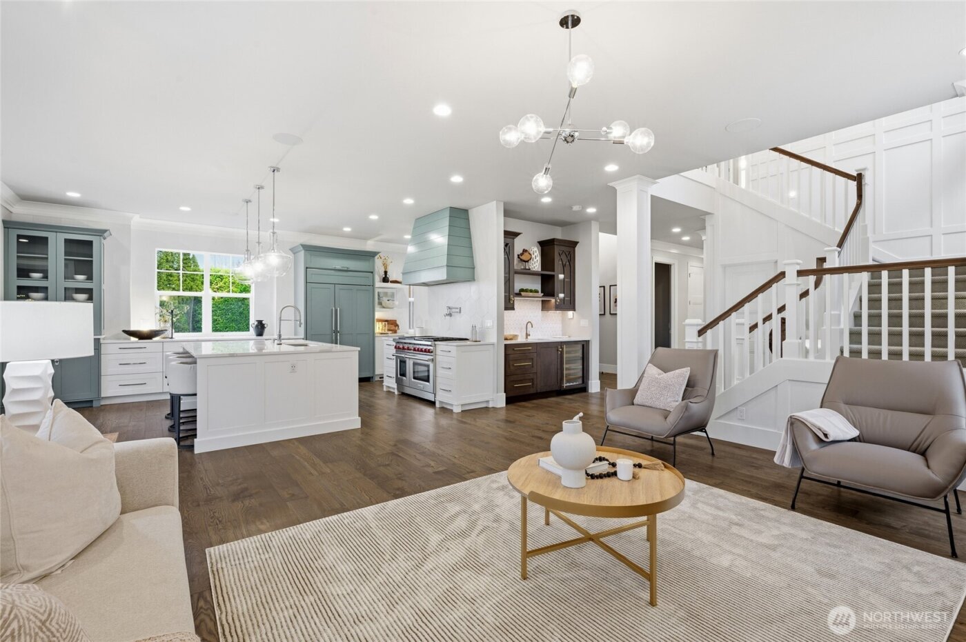 807 8th Avenue S, Kirkland, WA 98033-6702