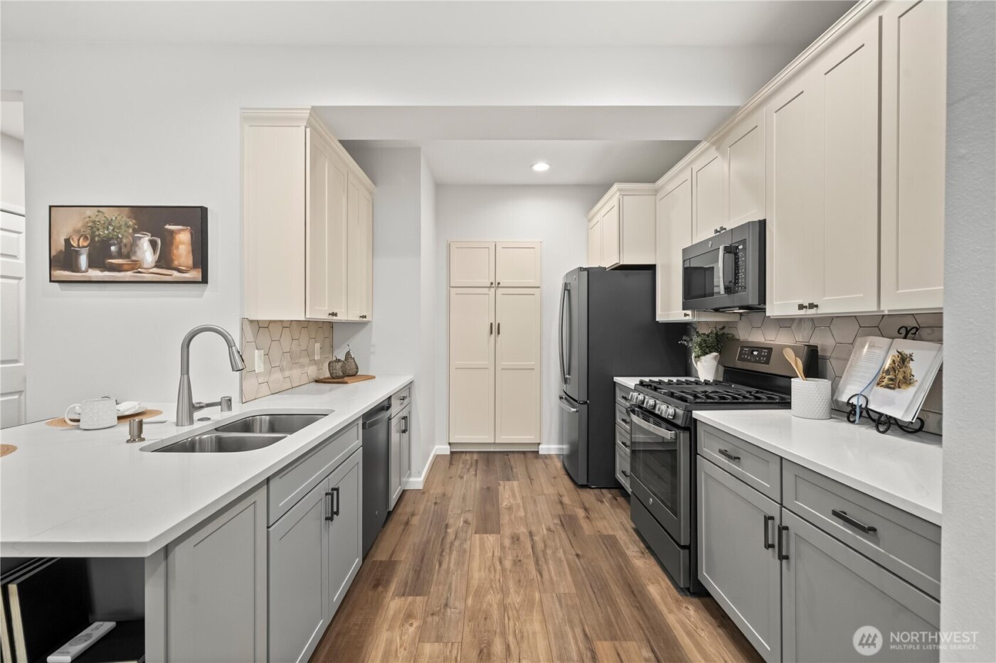 22754 SE 242nd Street , Maple Valley, WA 98038