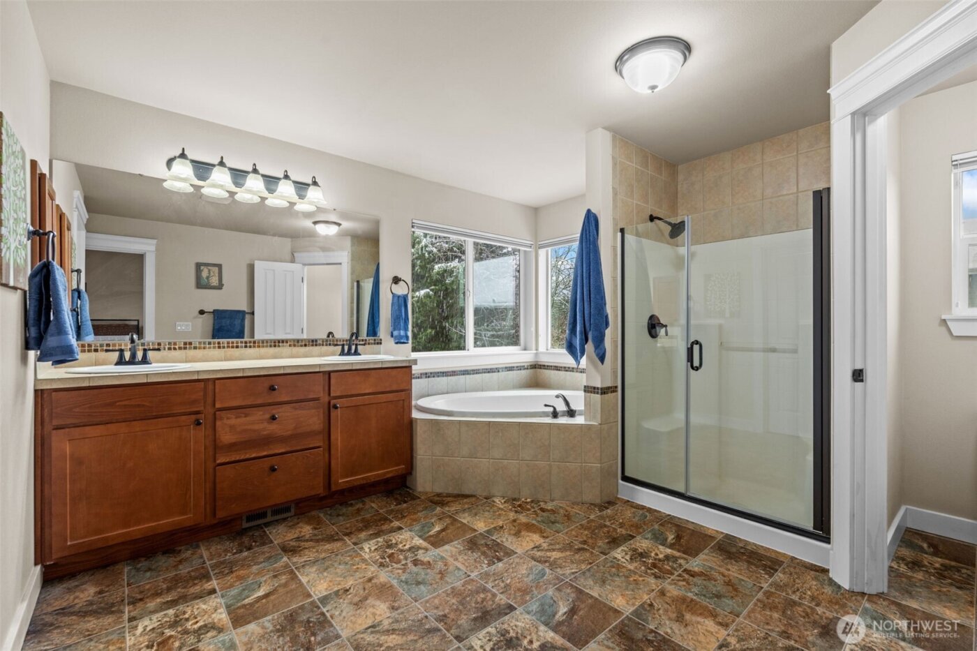 4215 Cashmere Drive NE, Lacey, WA 98516-6284