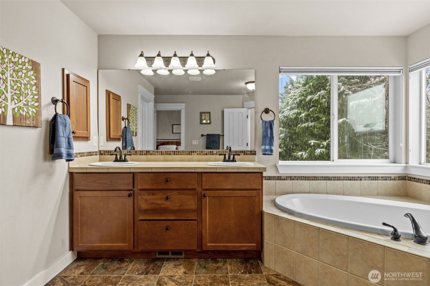 4215 Cashmere Drive NE, Lacey, WA 98516-6284