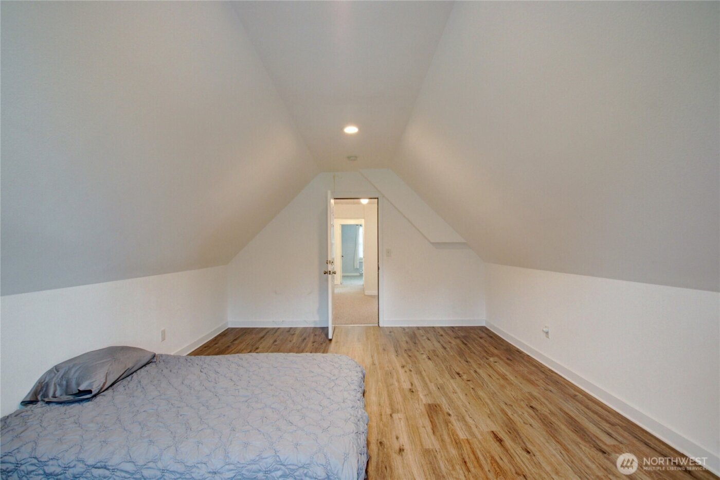 3196 Hawks Prairie Road , Oak Harbor, WA 98277