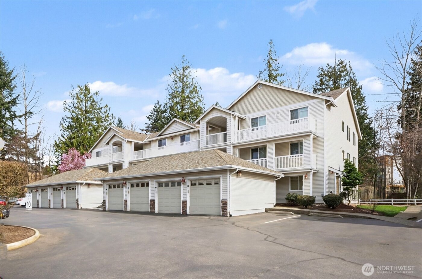 15611 18th Avenue W #G203, Lynnwood, WA 98087