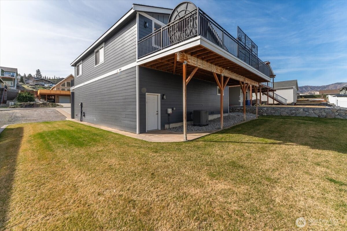 225 E Marine View Drive , Orondo, WA 98843
