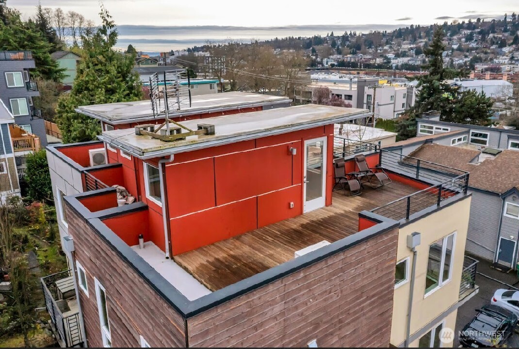 3639 13th Avenue W #C, Seattle, WA 98119