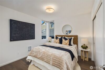 926 N 35th Street , Seattle, WA 98103 - Photo 21