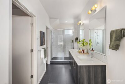 926 N 35th Street , Seattle, WA 98103 - Photo 28