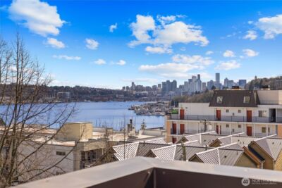 926 N 35th Street , Seattle, WA 98103 - Photo 37