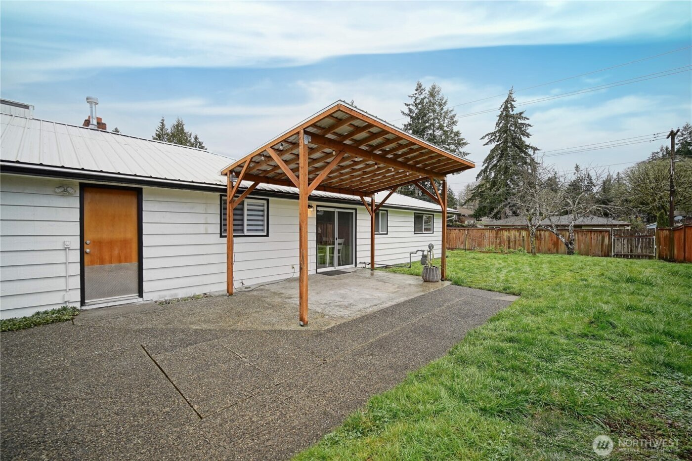 12320 Edgewood Ave SW , Lakewood, WA 98498