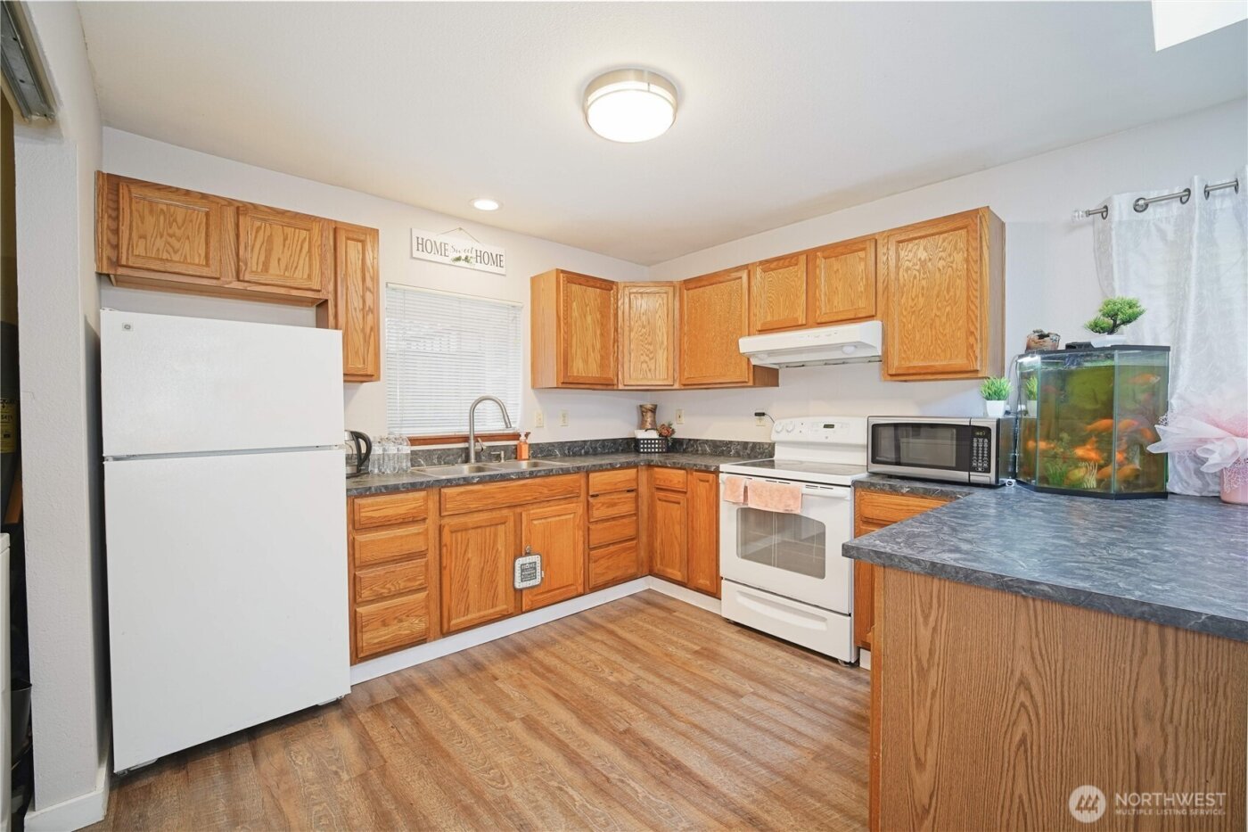 12320 Edgewood Ave SW , Lakewood, WA 98498