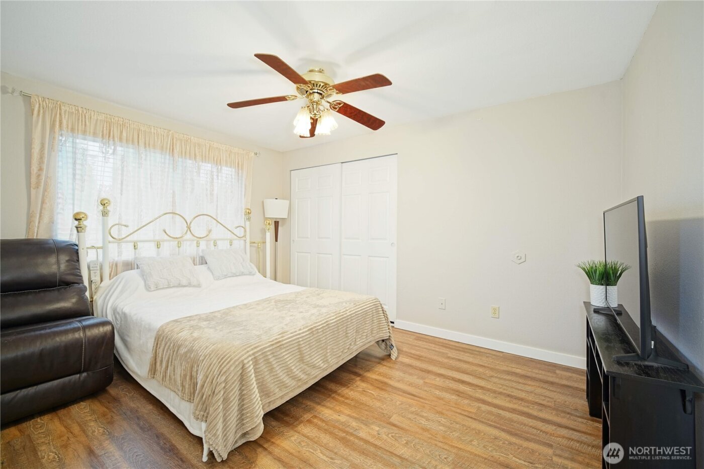 12320 Edgewood Ave SW , Lakewood, WA 98498