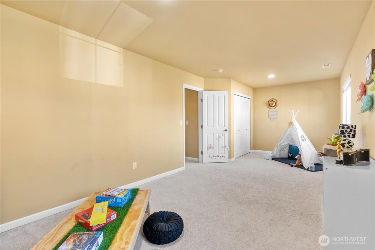 3028 183rd Place SE, Bothell, WA 98012