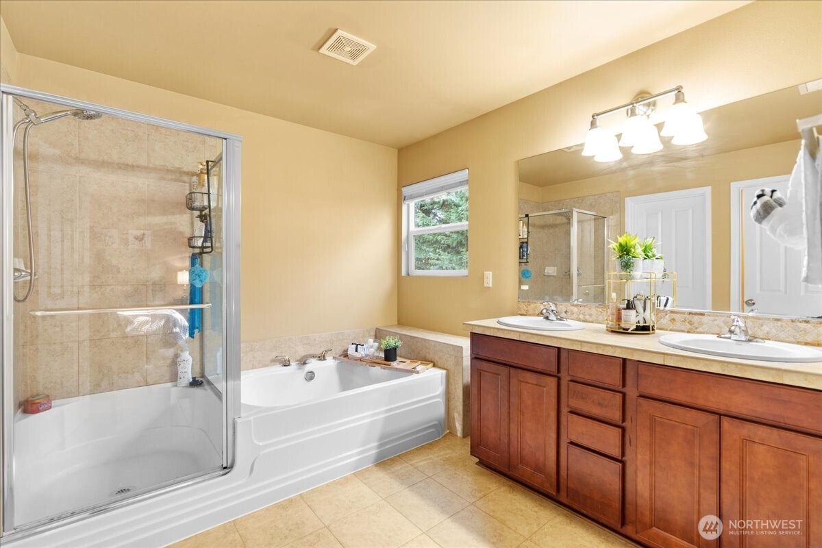 3028 183rd Place SE, Bothell, WA 98012