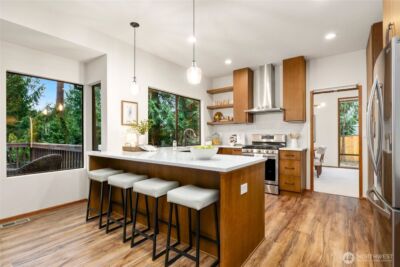 2518 Sahalee Drive East , Sammamish, WA 98074 - Photo 2