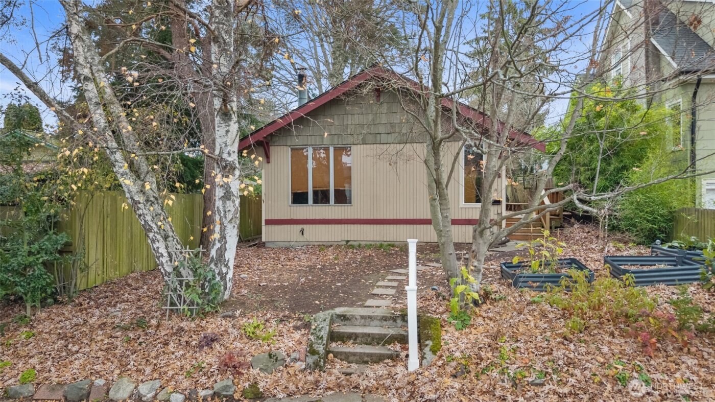 4338 SW Willow Street , Seattle, WA 98136