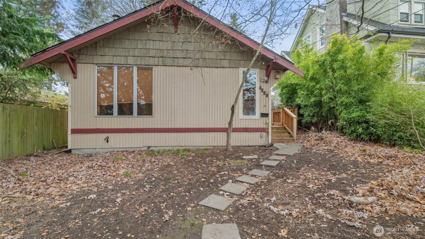 4338 SW Willow Street , Seattle, WA 98136