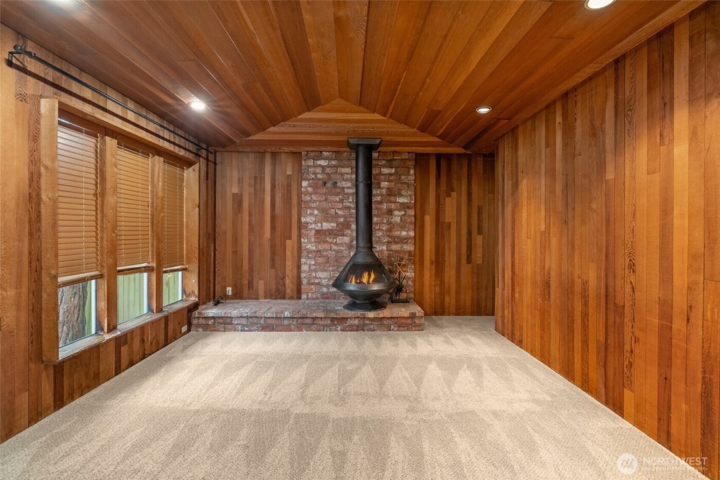 4338 SW Willow Street , Seattle, WA 98136