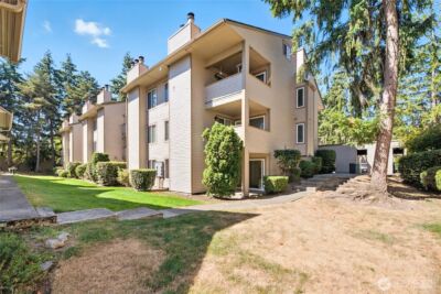 4404 146th Place NE #N16, Bellevue, WA 98007