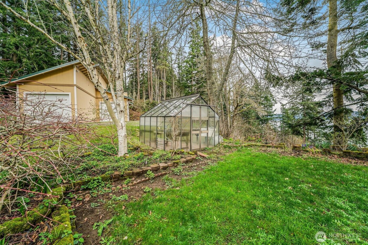 3968 S East Camano Drive , Camano Island, WA 98282