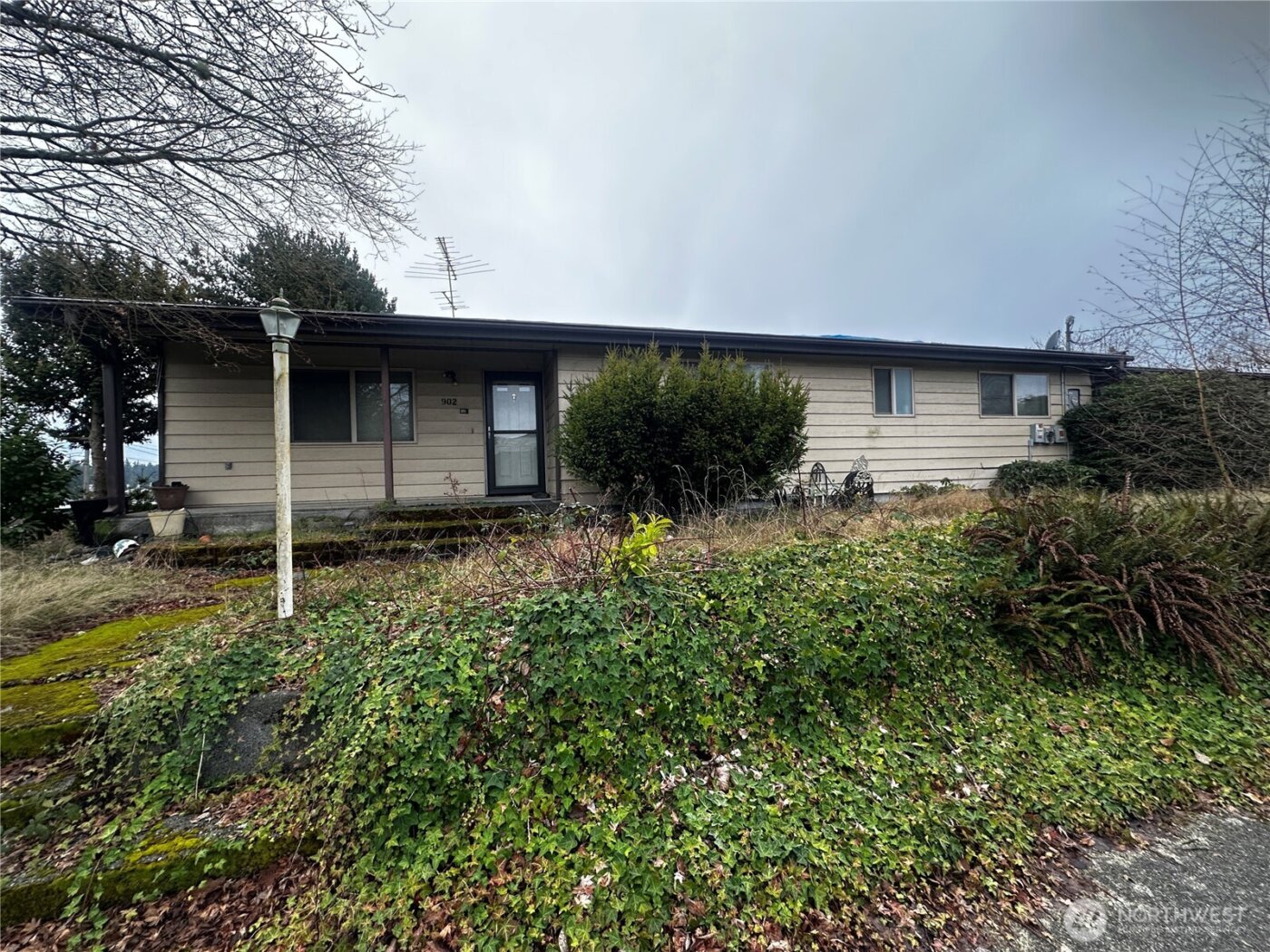 902 S Shirley Street , Tacoma, WA 98465