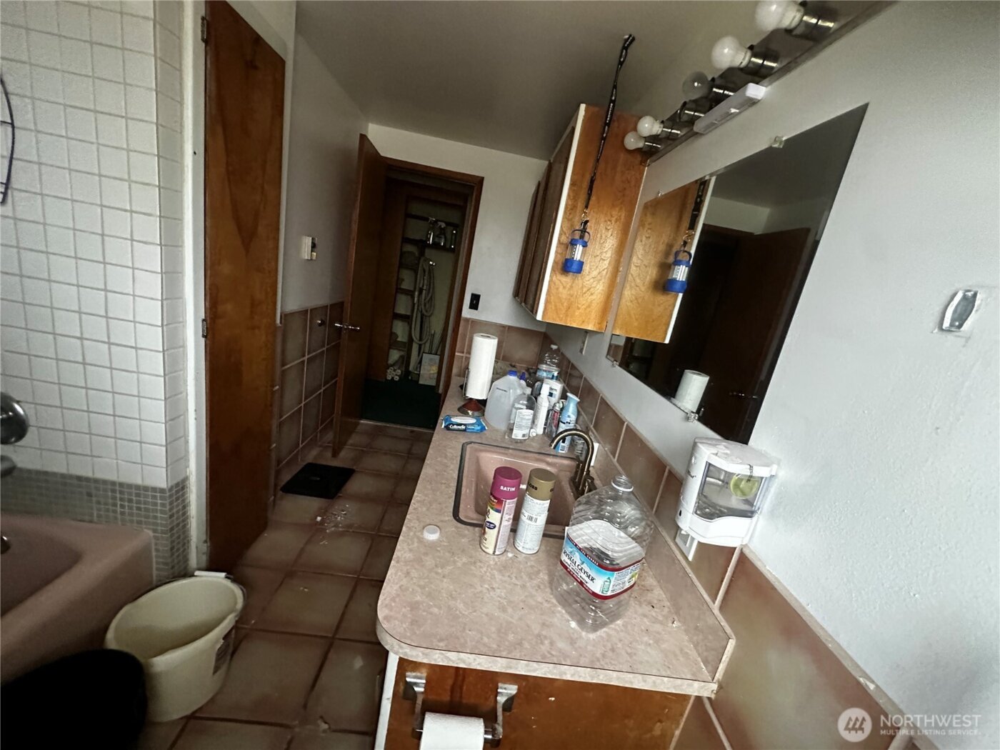 902 S Shirley Street , Tacoma, WA 98465