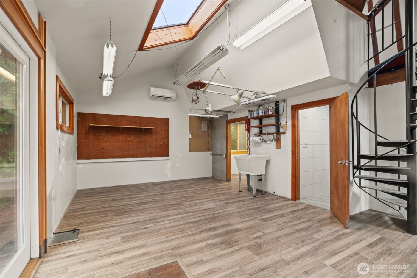 23312 Robin Hood Drive , Edmonds, WA 98020