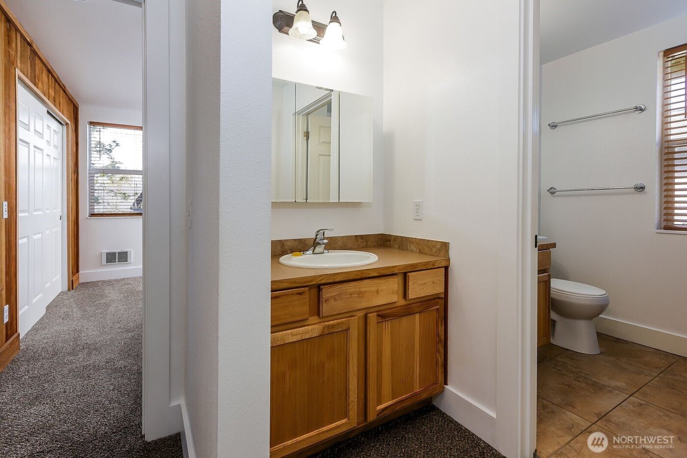 1014 Park Street #2B, Friday Harbor, WA 98250-7506