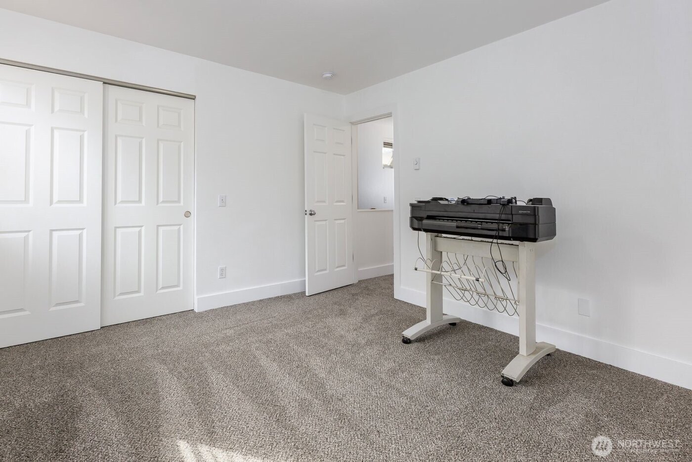 1014 Park Street #2B, Friday Harbor, WA 98250-7506