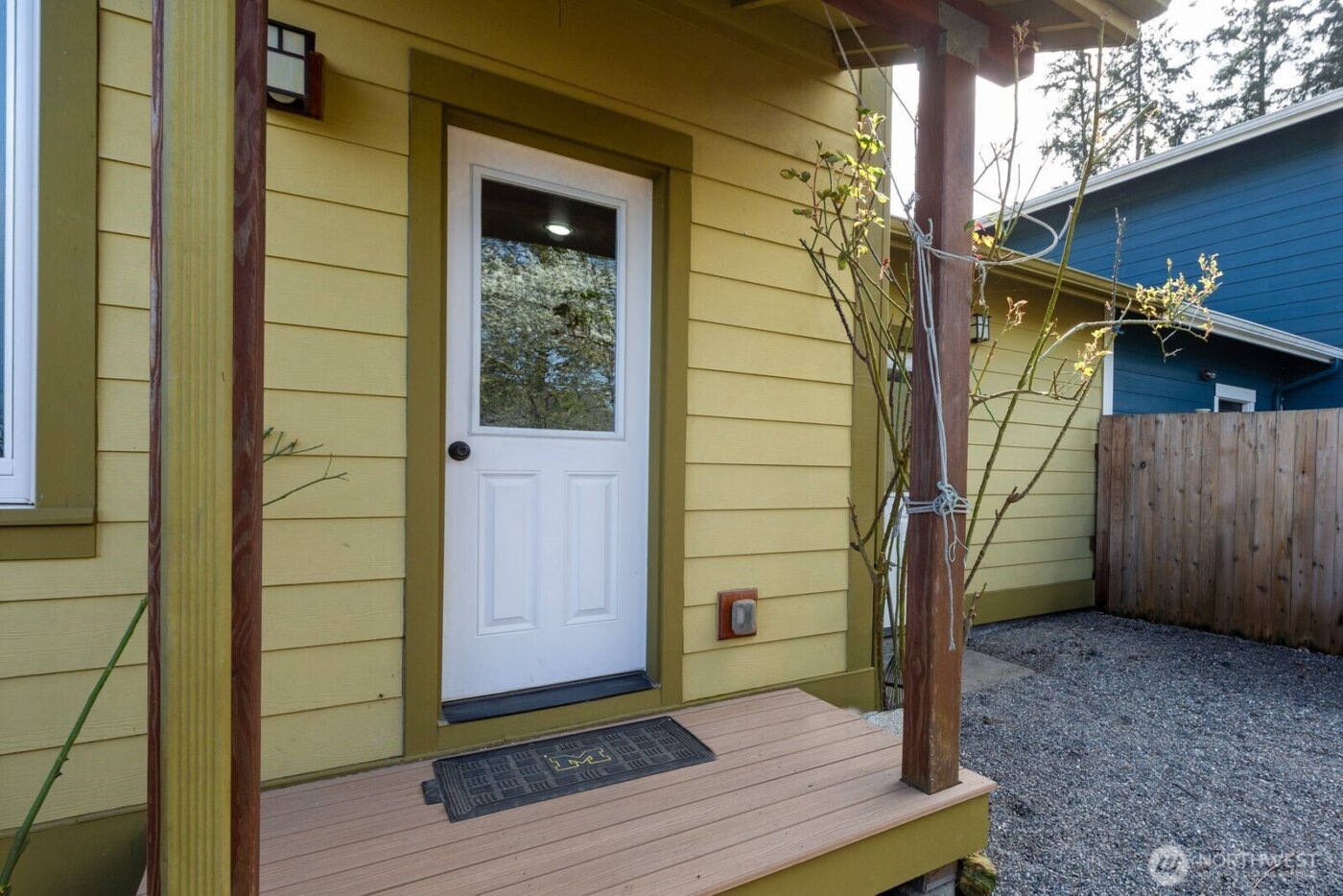 1014 Park Street #2B, Friday Harbor, WA 98250-7506