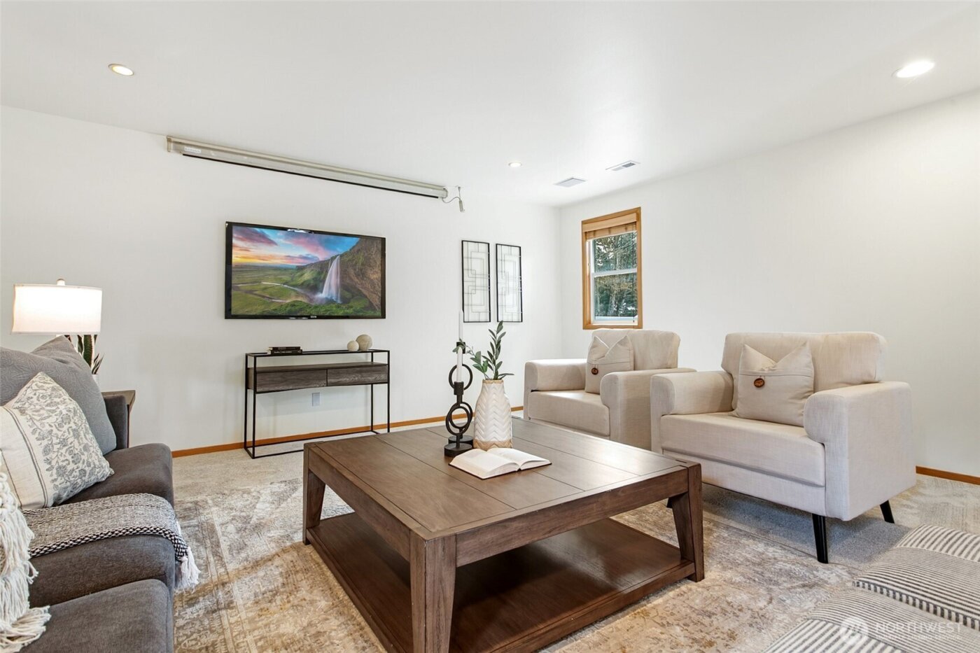 23217 NE 10th Place , Sammamish, WA 98074