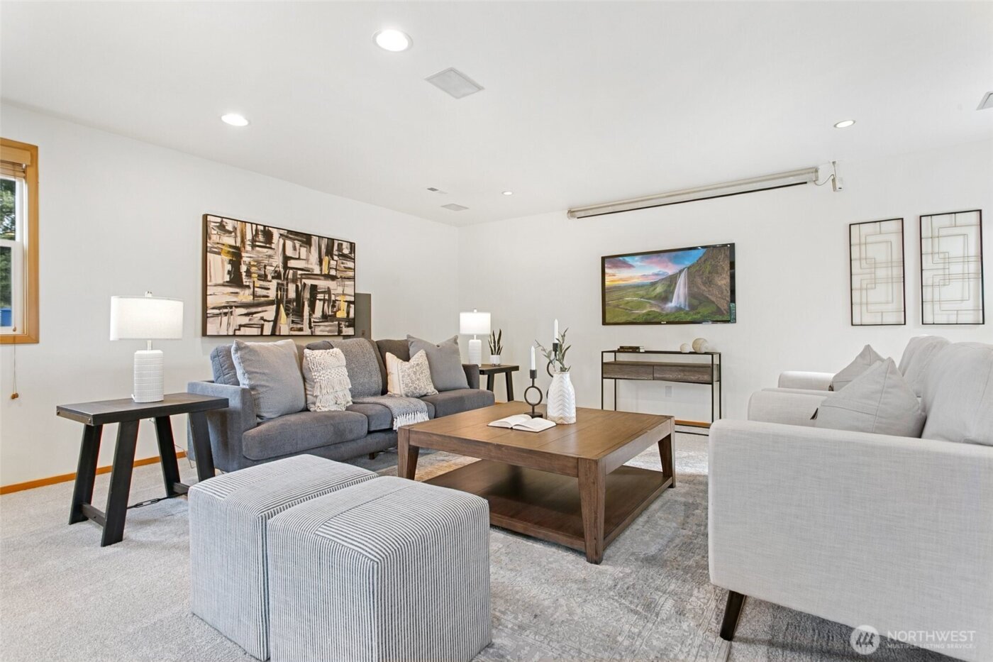 23217 NE 10th Place , Sammamish, WA 98074