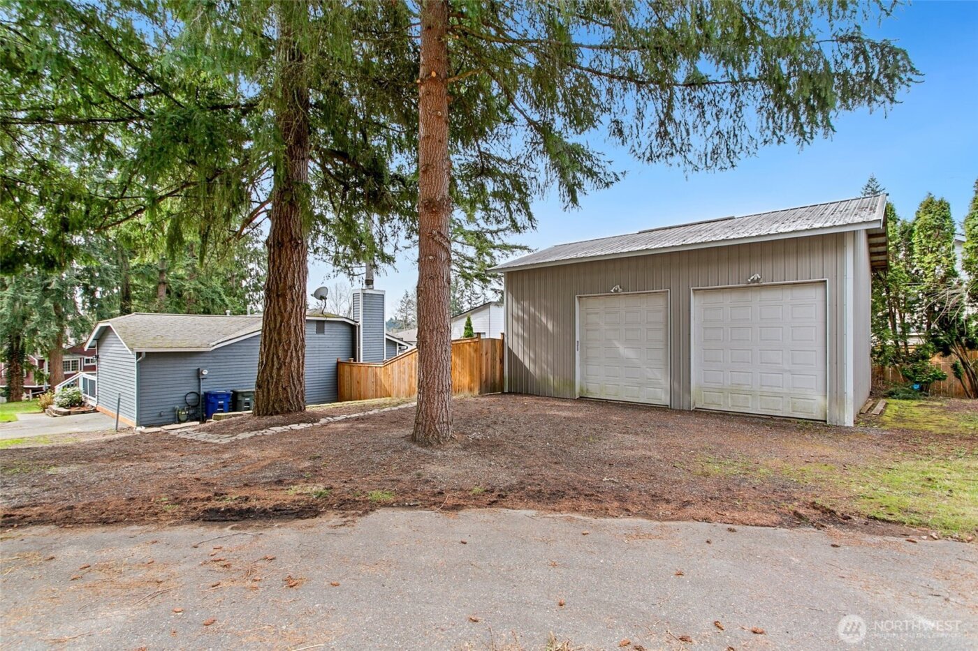 23217 NE 10th Place , Sammamish, WA 98074