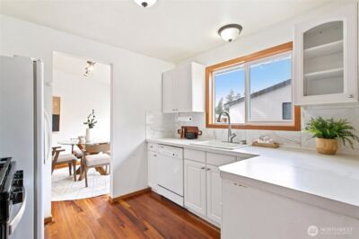 23217 NE 10th Place , Sammamish, WA 98074 - Photo 13
