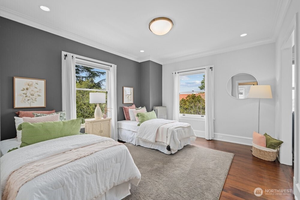 1251 21st Avenue E, Seattle, WA 98112