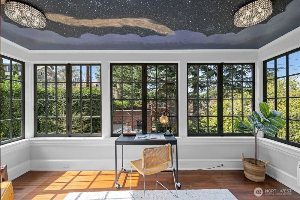 1251 21st Avenue E, Seattle, WA 98112