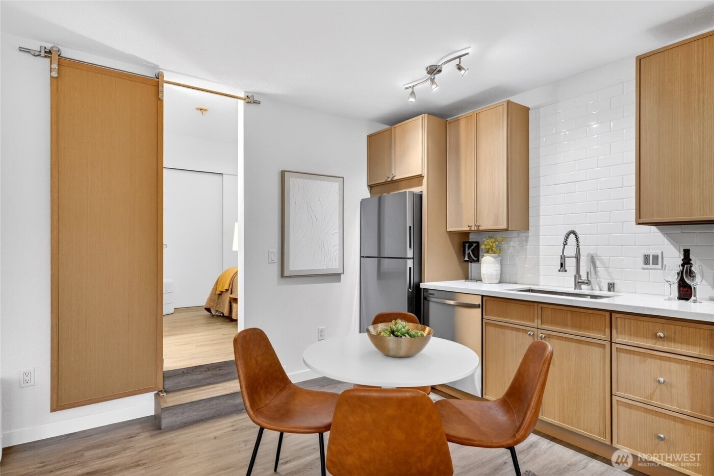 6547 42nd Avenue SW #303, Seattle, WA 98136