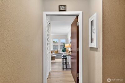 6547 42nd Avenue SW #303, Seattle, WA 98136 - Photo 3