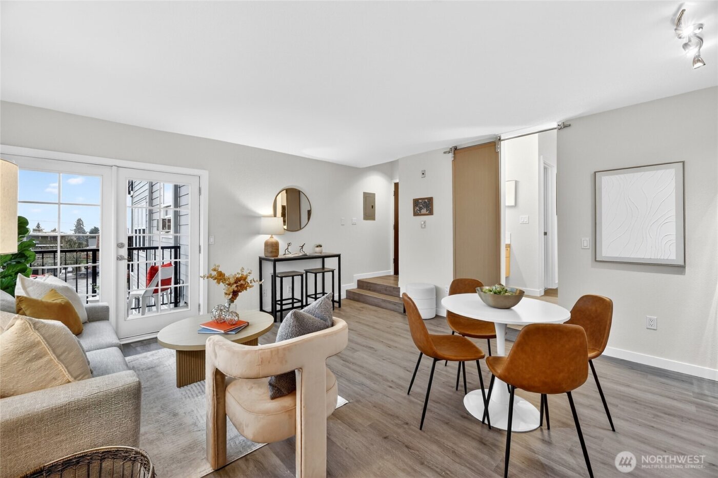 6547 42nd Avenue SW #303, Seattle, WA 98136