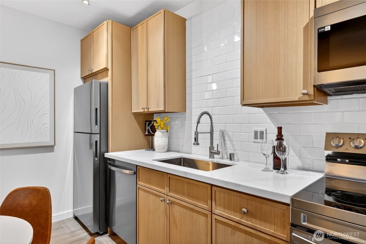 6547 42nd Avenue SW #303, Seattle, WA 98136