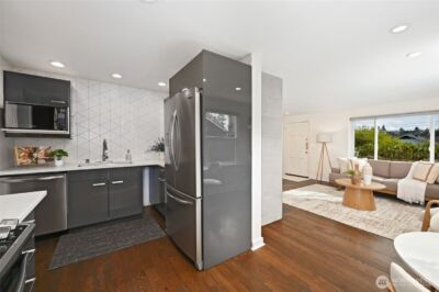 2849 36th Avenue W, Seattle, WA 98199 - Photo 12