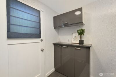 2849 36th Avenue W, Seattle, WA 98199 - Photo 15