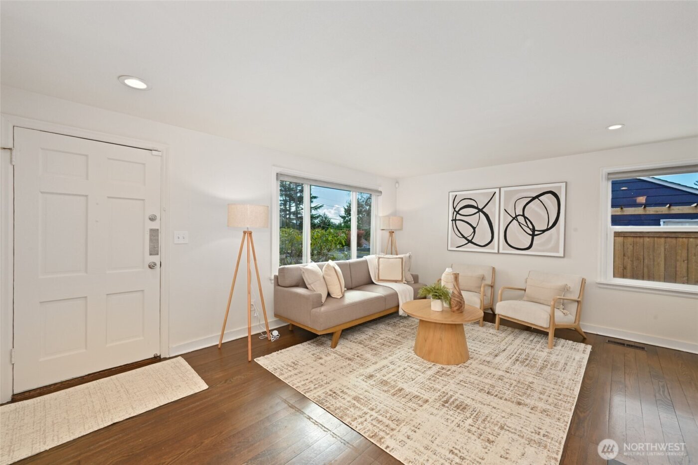 2849 36th Avenue W, Seattle, WA 98199