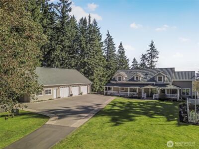 528 Waynes Ridge Circle , Camano Island, WA 98282