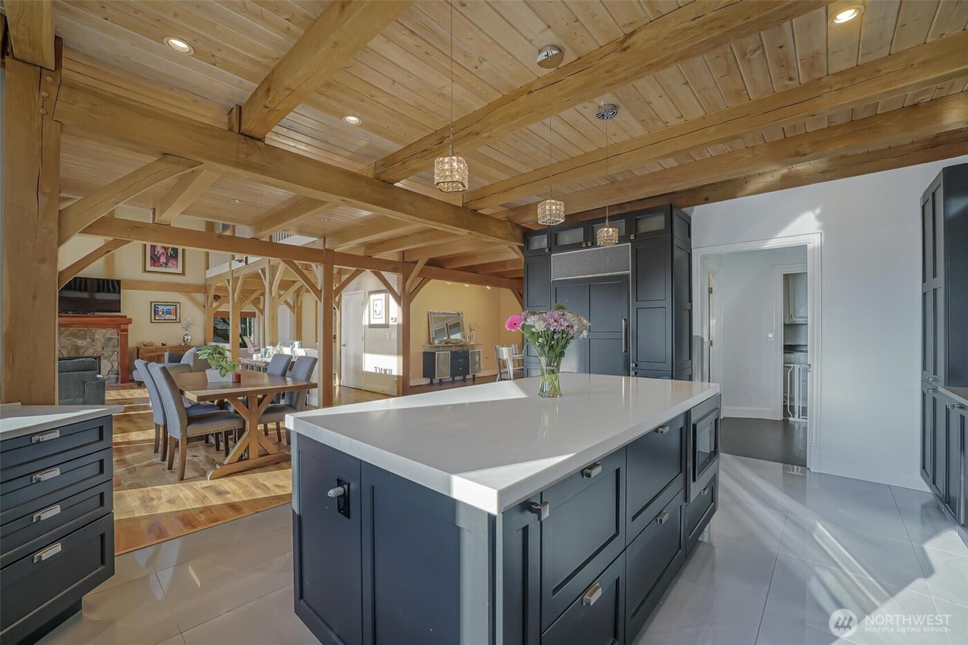 528 Waynes Ridge Circle , Camano Island, WA 98282