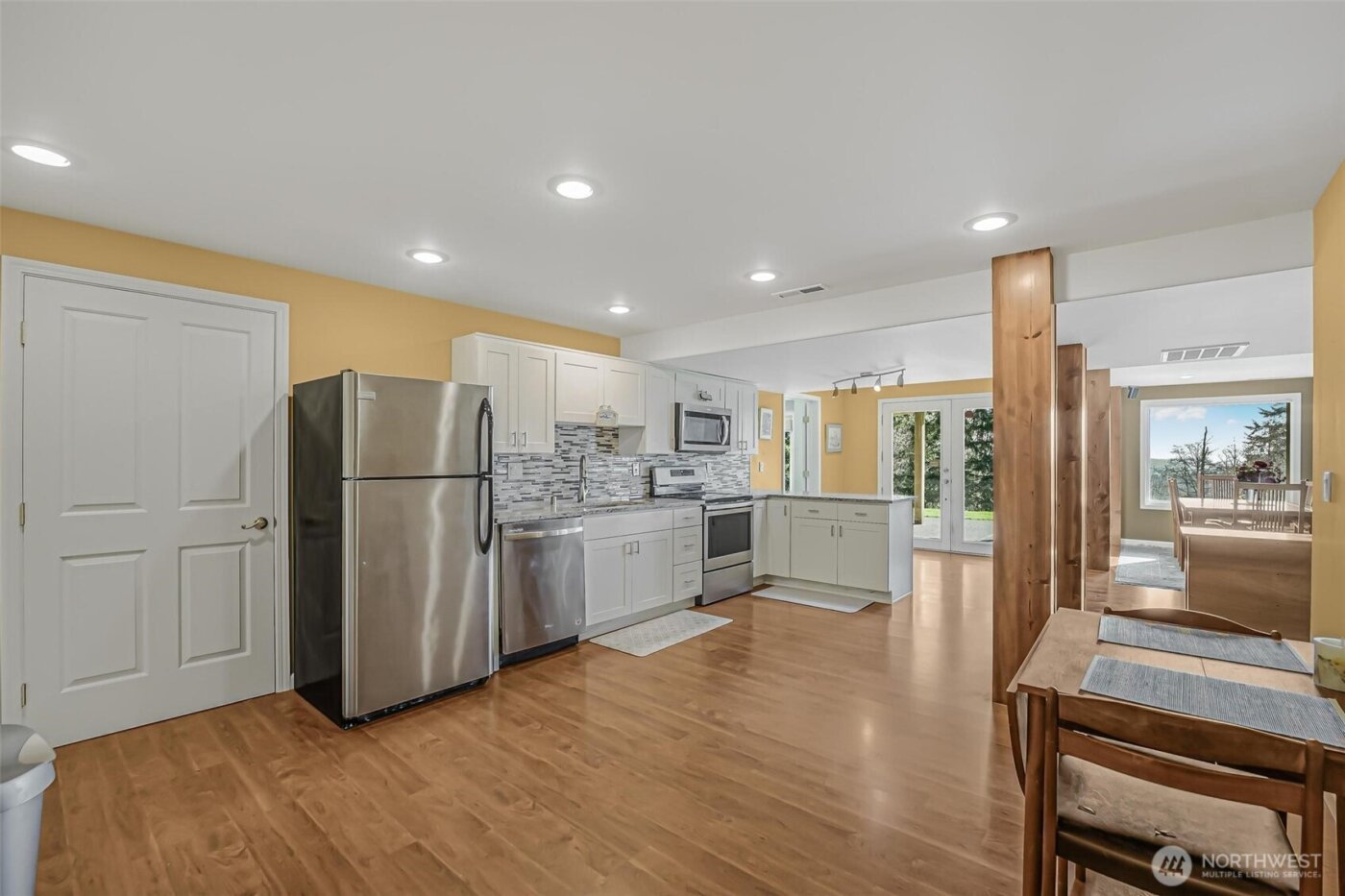 528 Waynes Ridge Circle , Camano Island, WA 98282