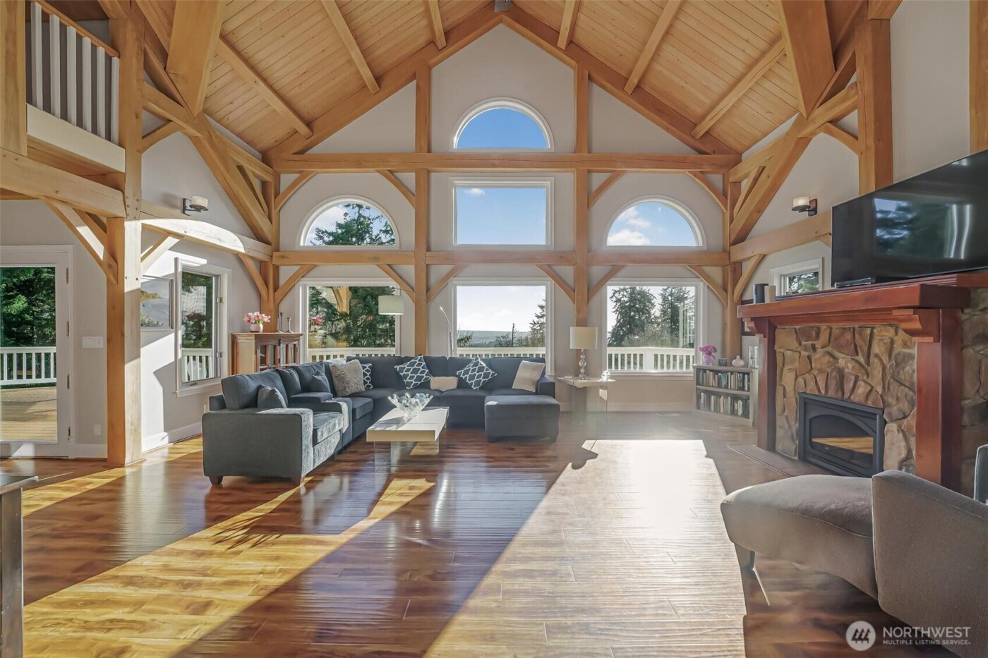 528 Waynes Ridge Circle , Camano Island, WA 98282