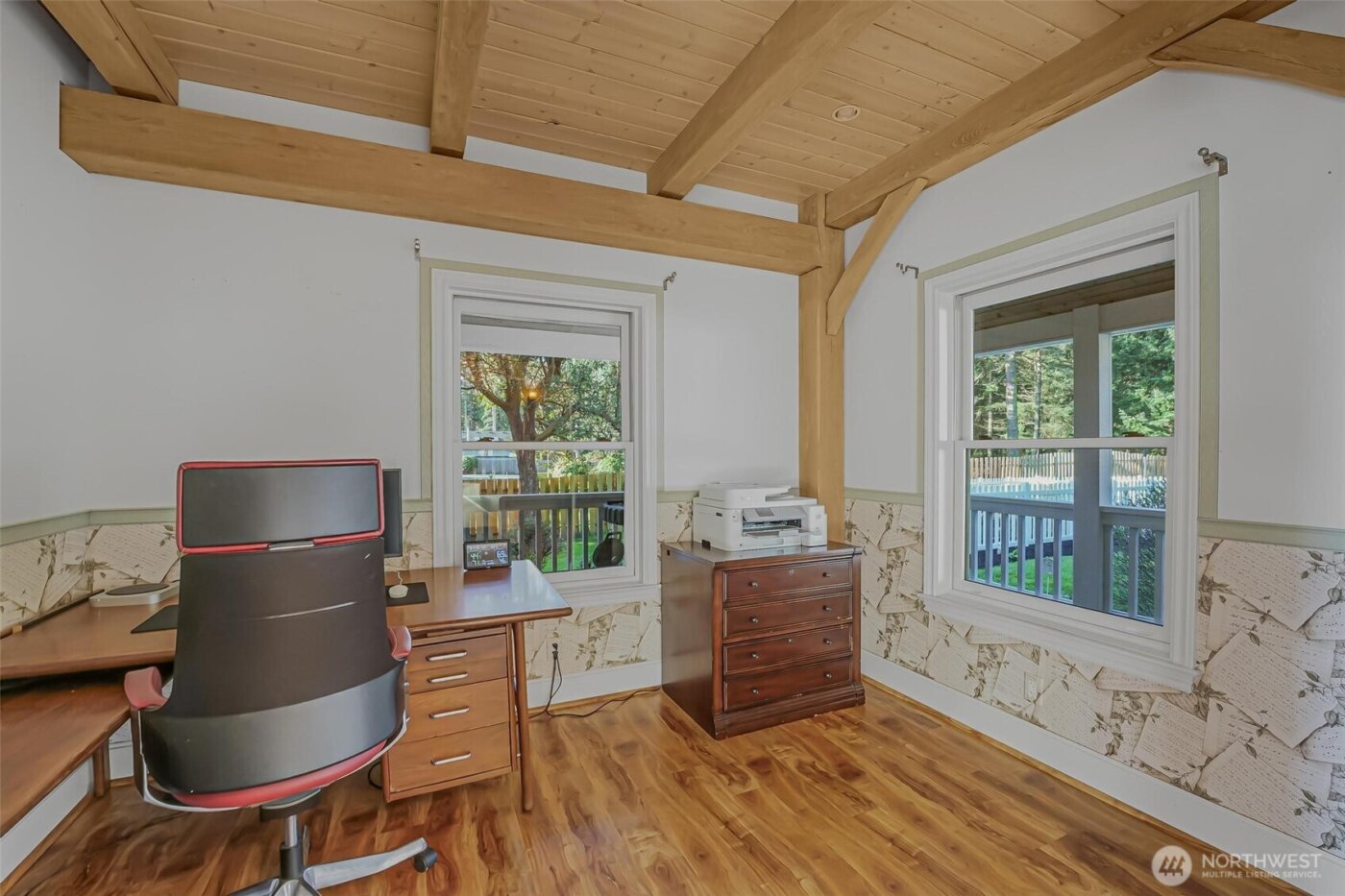 528 Waynes Ridge Circle , Camano Island, WA 98282