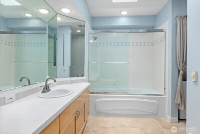 925 110th Avenue NE #PH05, Bellevue, WA 98004 - Photo 15